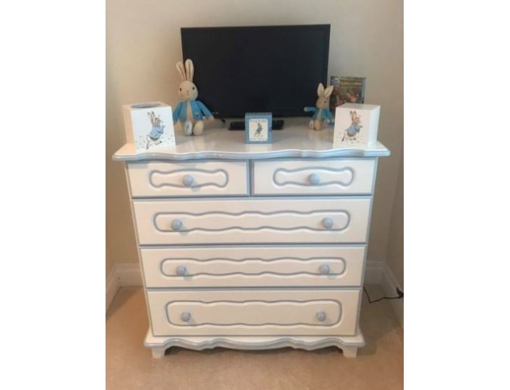 Chest White & Baby Blue Fancy Style