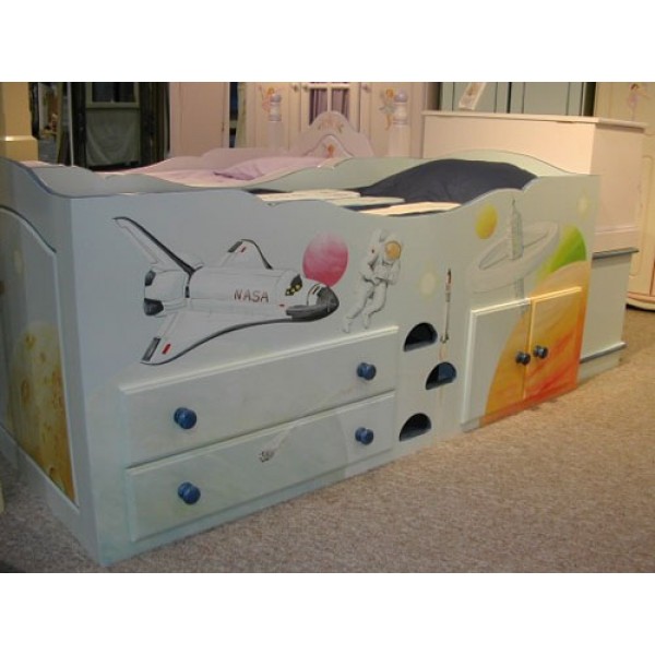 Cabin Bed Space & Planets Artwork