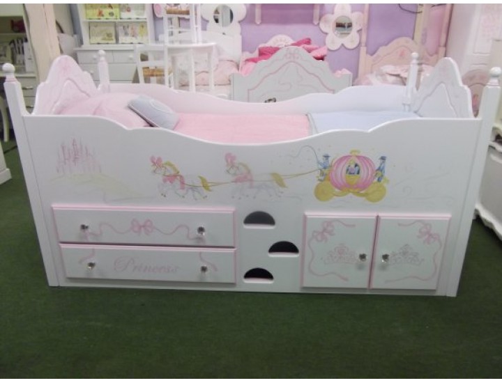 Cabin Princess Carriage Bed With Crystals