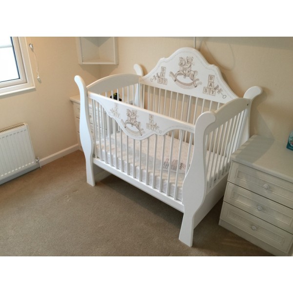 Carriage Cot + Standard Art + Rails All Round