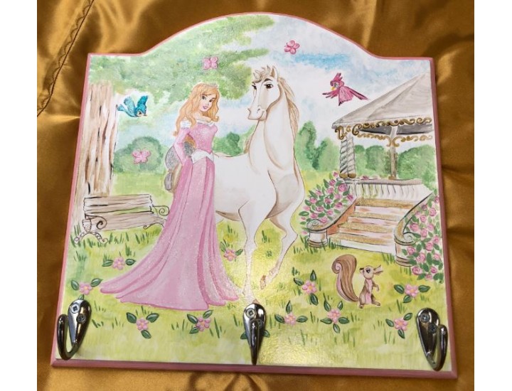 Arched Coat Hook With Princess Artwork