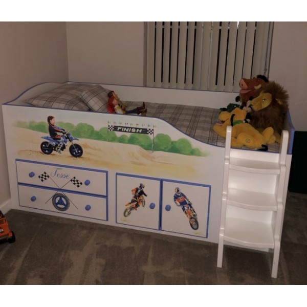Shorter Length Cabin Bed With Personalised Art